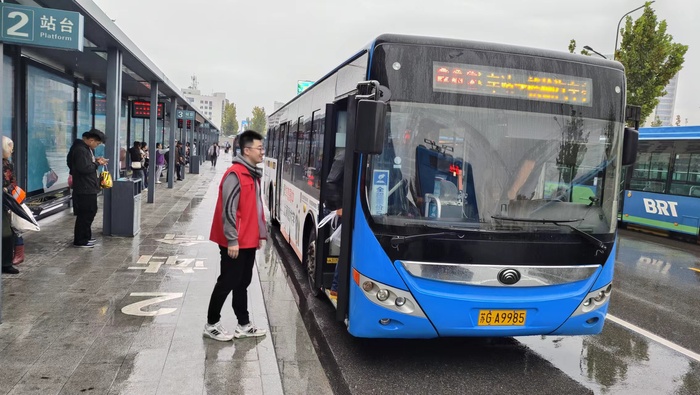 國(guó)慶黃金周組織火車(chē)站執(zhí)勤.jpg