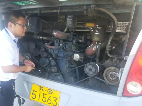 贛榆公司加強車容車貌檢查 (1).jpg