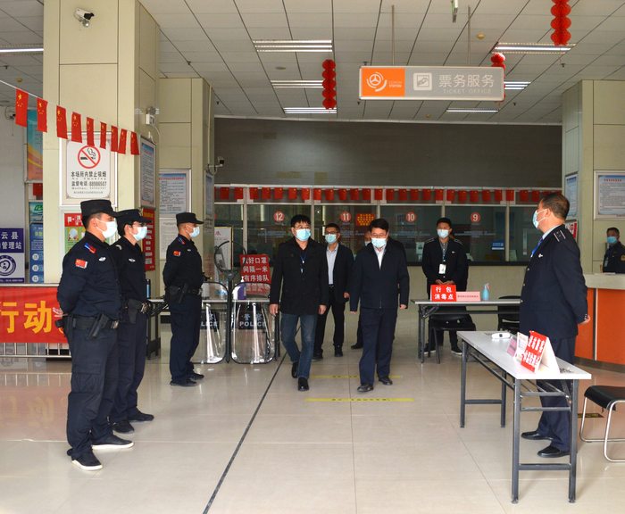 副縣長李明檢查灌云客運(yùn)站文明創(chuàng)建工作 (1).JPG