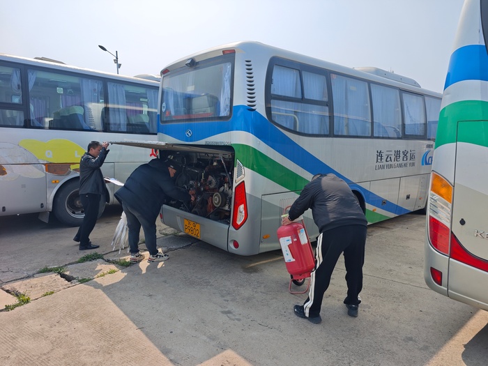 贛榆公司開展清明節(jié)前安全生產(chǎn)專項檢查 (2).jpg