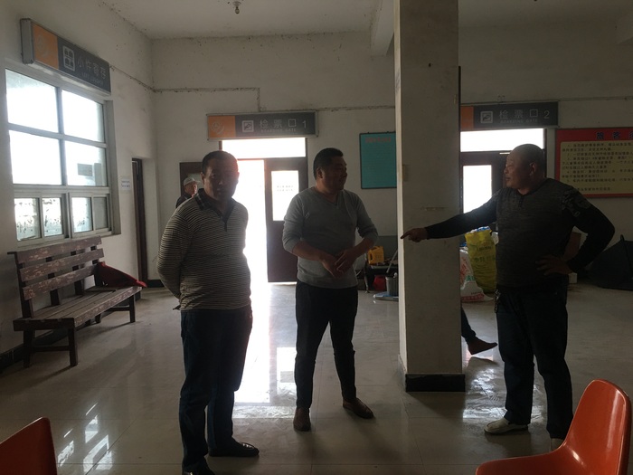 灌云公司組織開展節(jié)日期間上路上線檢查 (1).jpg