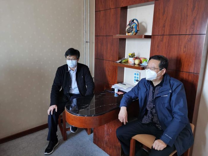 汽车公司党委书记、总经理刘佃华一行看望慰问驻北京疫情转运专班工作人员1.jpg