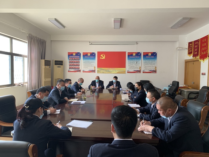 快客公司2020.4.28   4月信息15：快客公司傳達(dá)學(xué)習(xí)市委創(chuàng)文推進(jìn)會(huì)會(huì)議精神.JPG